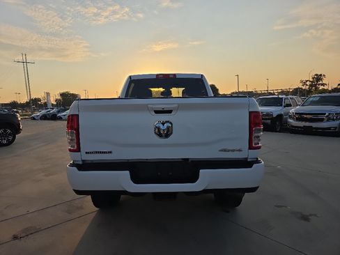 Used 2024 RAM 2500 Big Horn w/ Sport Appearance Package AWD/4WD image 18