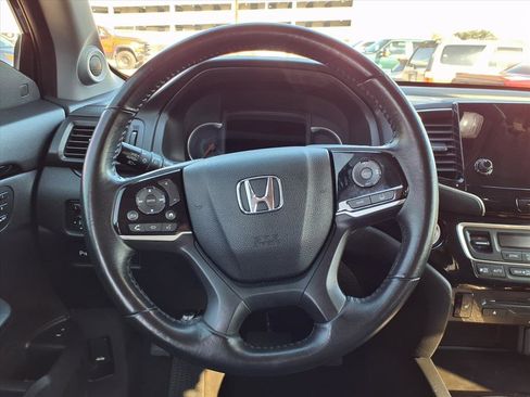 Certified 2022 Honda Pilot Touring image 13