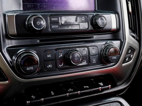 Used 2019 Chevrolet Silverado 3500 LTZ w/ Duramax Plus Package image 22