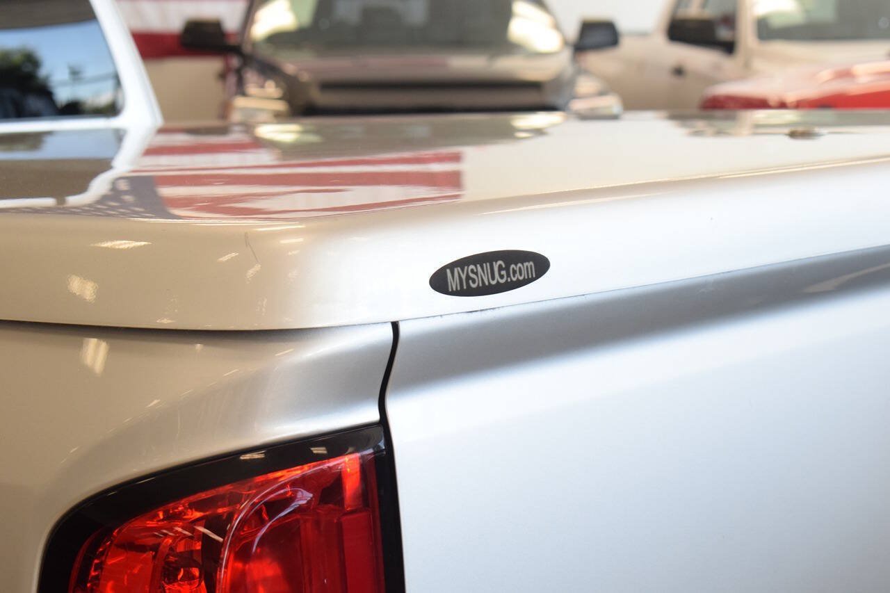 Used 2016 Chevrolet Colorado W/T RWD image 12