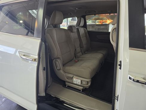 Used 2016 Honda Odyssey EX image 15