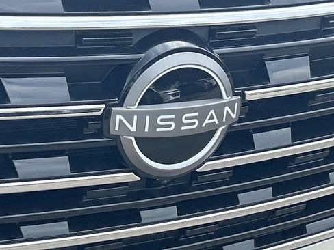 New 2026 Nissan Rogue Platinum w/ Platinum Premium Package AWD/4WD image 11