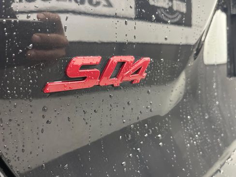 Used 2020 Maserati Levante S GranSport image 9