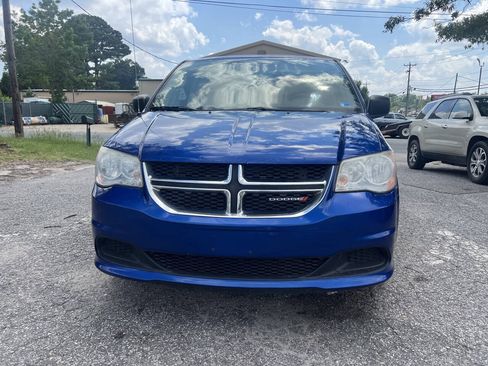 Used 2013 Dodge Grand Caravan SE FWD image 3
