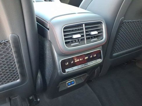 New 2026 Mercedes-Benz GLE 53 AMG 4MATIC image 19