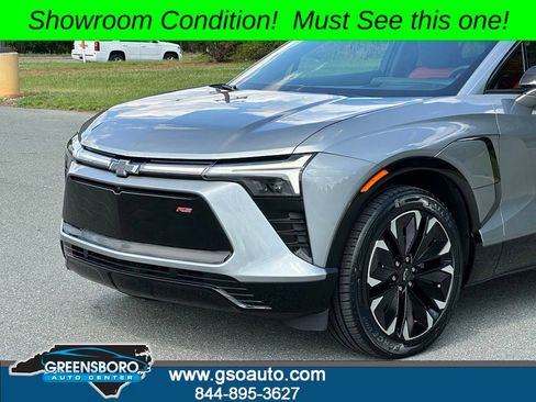Used 2024 Chevrolet Blazer EV RS AWD/4WD image 35