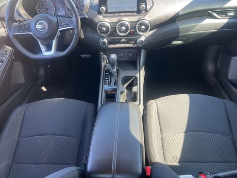Certified 2023 Nissan Sentra S FWD image 16