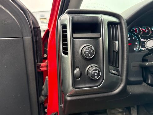 Used 2015 Chevrolet Silverado 1500 LT AWD/4WD image 13