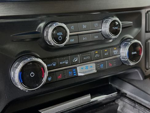 Used 2023 Ford F350 Lariat w/ Chrome Package AWD/4WD image 18