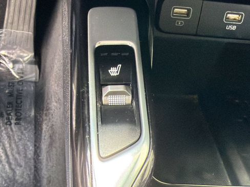 Used 2023 Kia Sorento SX AWD/4WD image 35