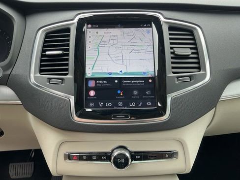 Certified 2023 Volvo XC90 B5 Core w/ Protection Package Premier AWD/4WD image 15