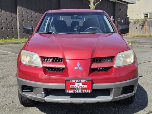 Used 2006 Mitsubishi Outlander LS FWD image 2