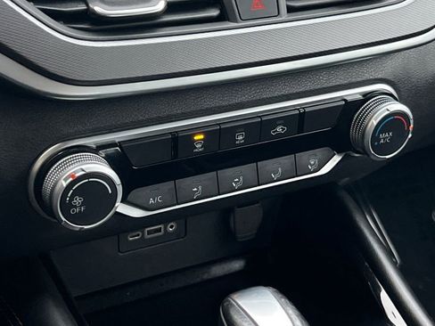 Used 2023 Nissan Altima 2.5 SR image 16