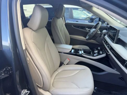 Used 2022 Lincoln Nautilus FWD w/ Premium Package image 47