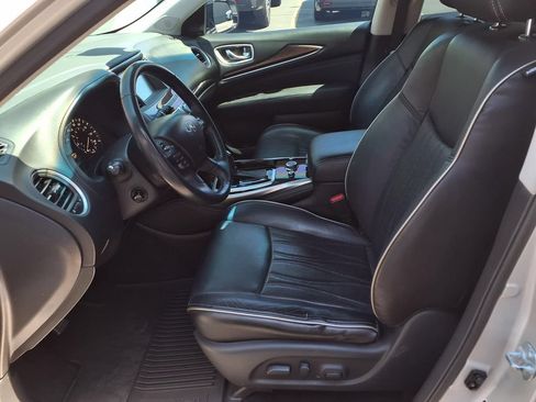 Used 2016 INFINITI QX60 FWD w/ Deluxe Technology Package image 16