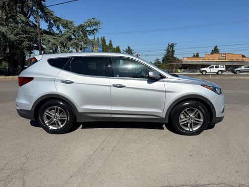 Used 2018 Hyundai Santa Fe Sport image 7