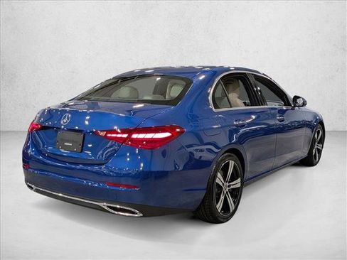 Used 2022 Mercedes-Benz C 300 Sedan image 5