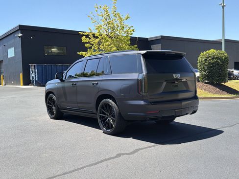 Used 2025 Cadillac Escalade Sport Platinum AWD/4WD image 14