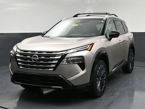 New 2026 Nissan Rogue Platinum w/ Platinum Premium Package image 3