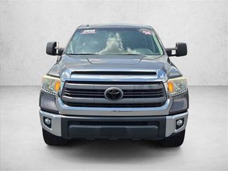 Used 2014 Toyota Tundra SR5 w/ SR5 Upgrade Package RWD video 2