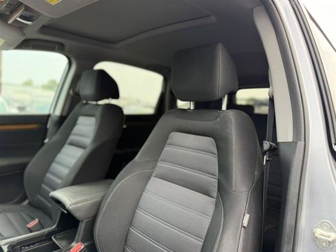 Used 2019 Honda CR-V EX image 9