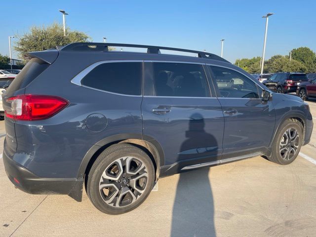 Used 2023 Subaru Ascent Limited w/ Technology Package AWD/4WD image 3