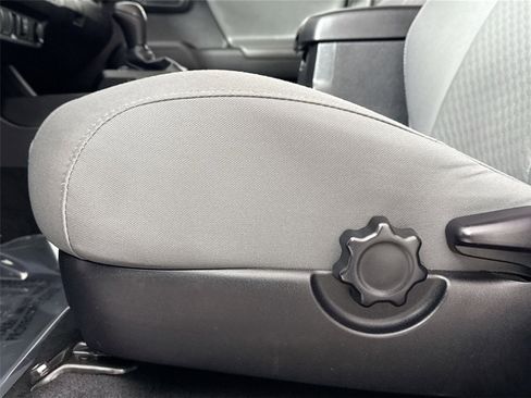 Certified 2023 Toyota Tacoma SR image 27