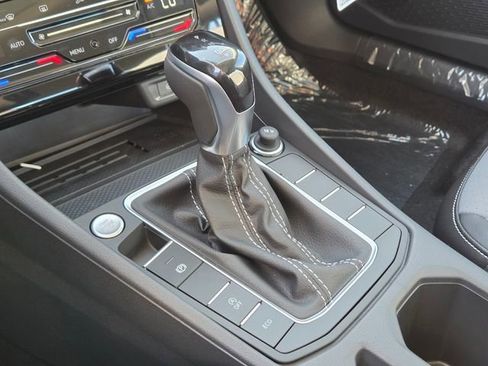 New 2026 Volkswagen Jetta SE image 15