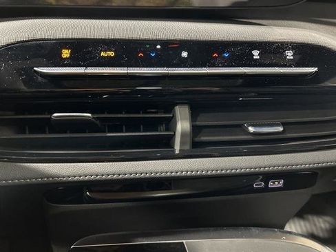 New 2026 Buick Enclave Preferred w/ Power Package image 28