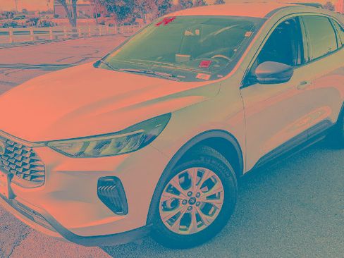 Certified 2024 Ford Escape Active FWD image 6