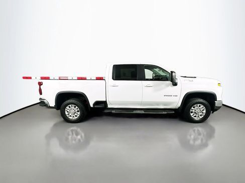 Used 2024 Chevrolet Silverado 2500 LT image 8
