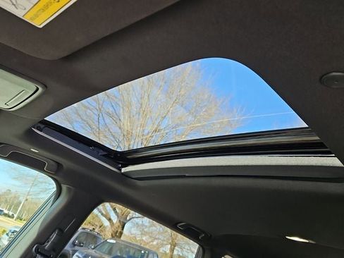 Used 2025 Honda CR-V Sport Touring image 18