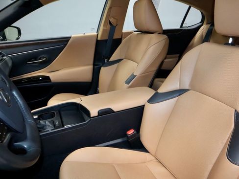 Used 2023 Lexus ES 250 w/ Premium Package image 23