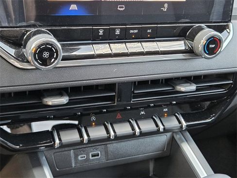 Used 2026 Chevrolet Colorado W/T w/ WT Custom Package image 31