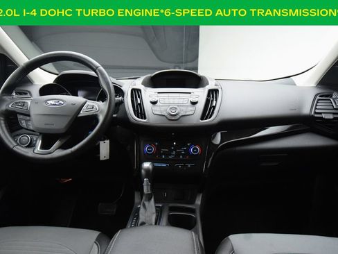 Used 2018 Ford Escape SE w/ SE Sport Appearance Package FWD image 3