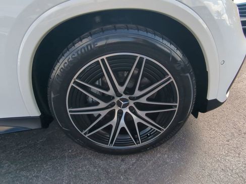 New 2025 Mercedes-Benz GLC 43 AMG 4MATIC image 23