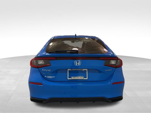 Used 2023 Honda Civic Sport image 4