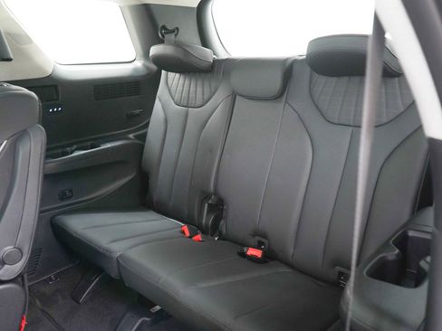 Used 2023 Hyundai Palisade Limited AWD/4WD image 15