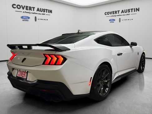 Used 2024 Ford Mustang Dark Horse image 5