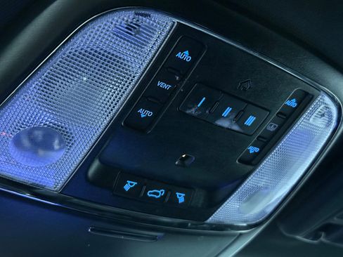 Used 2020 Jeep Grand Cherokee Limited w/ Luxury Group II image 29