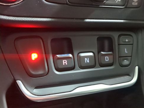 Used 2018 GMC Terrain SLE w/ Driver Convenience Package image 44