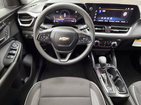 New 2026 Chevrolet TrailBlazer LT w/ Driver Confidence Package FWD image 11