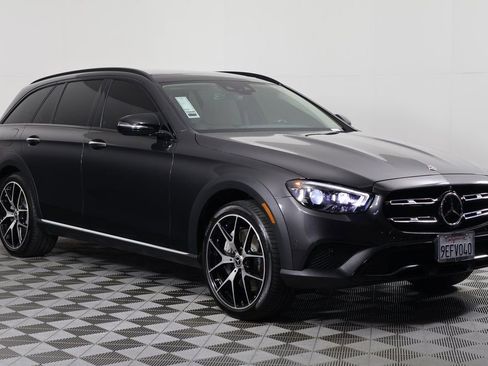 Used 2022 Mercedes-Benz E 450 4MATIC All-Terrain Wagon image 3