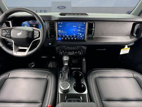 New 2026 Ford Bronco Badlands AWD/4WD image 5