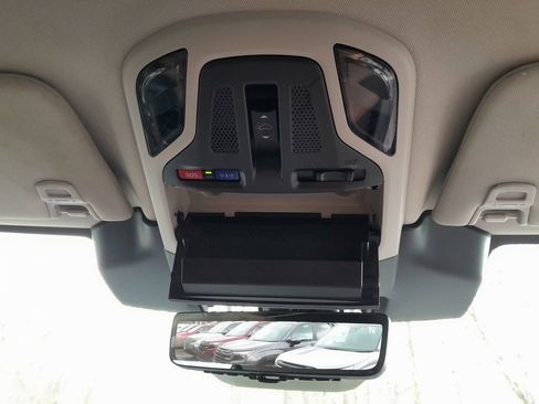 Used 2023 Subaru Outback Touring XT AWD/4WD image 43