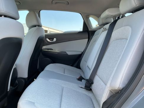 Used 2023 Hyundai Kona SE w/ Cargo Package FWD image 17