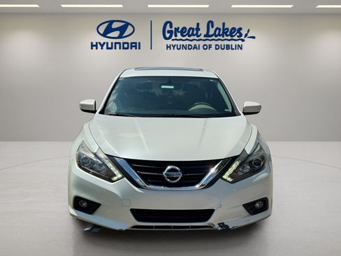 Used 2016 Nissan Altima 2.5 SL w/ 2.5 Technology w/LED Package FWD image 8