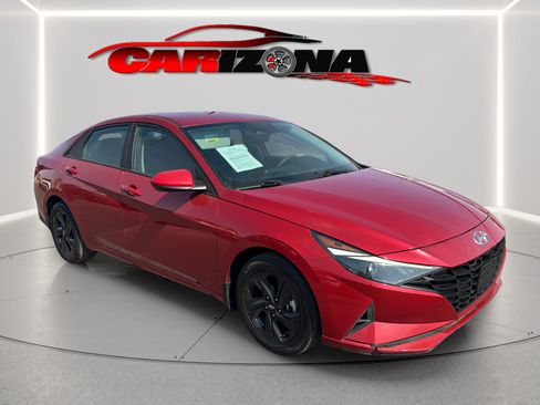 Used 2022 Hyundai Elantra Blue FWD image 2