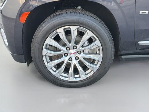 Used 2023 GMC Yukon Denali AWD/4WD image 43
