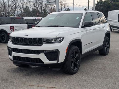 New 2026 Jeep Grand Cherokee Limited w/ Limited Altitude Package RWD image 7